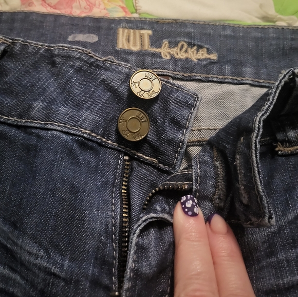 Kut from the Kloth - Picture 3 of 5